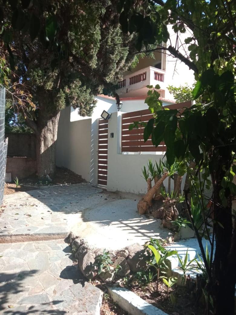 Utopia suites Aegina Exterior foto